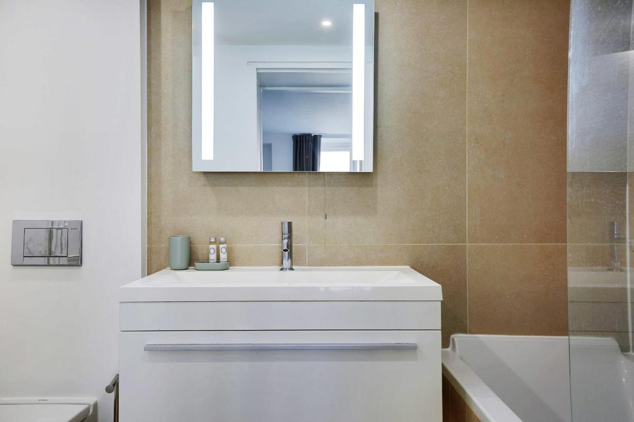 Elegant Apartment - 2Bd-6P - Avenue Montaigne Paris Dış mekan fotoğraf