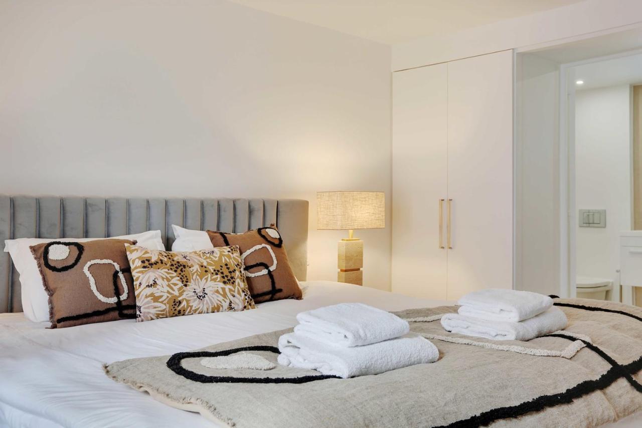 Elegant Apartment - 2Bd-6P - Avenue Montaigne Paris Dış mekan fotoğraf