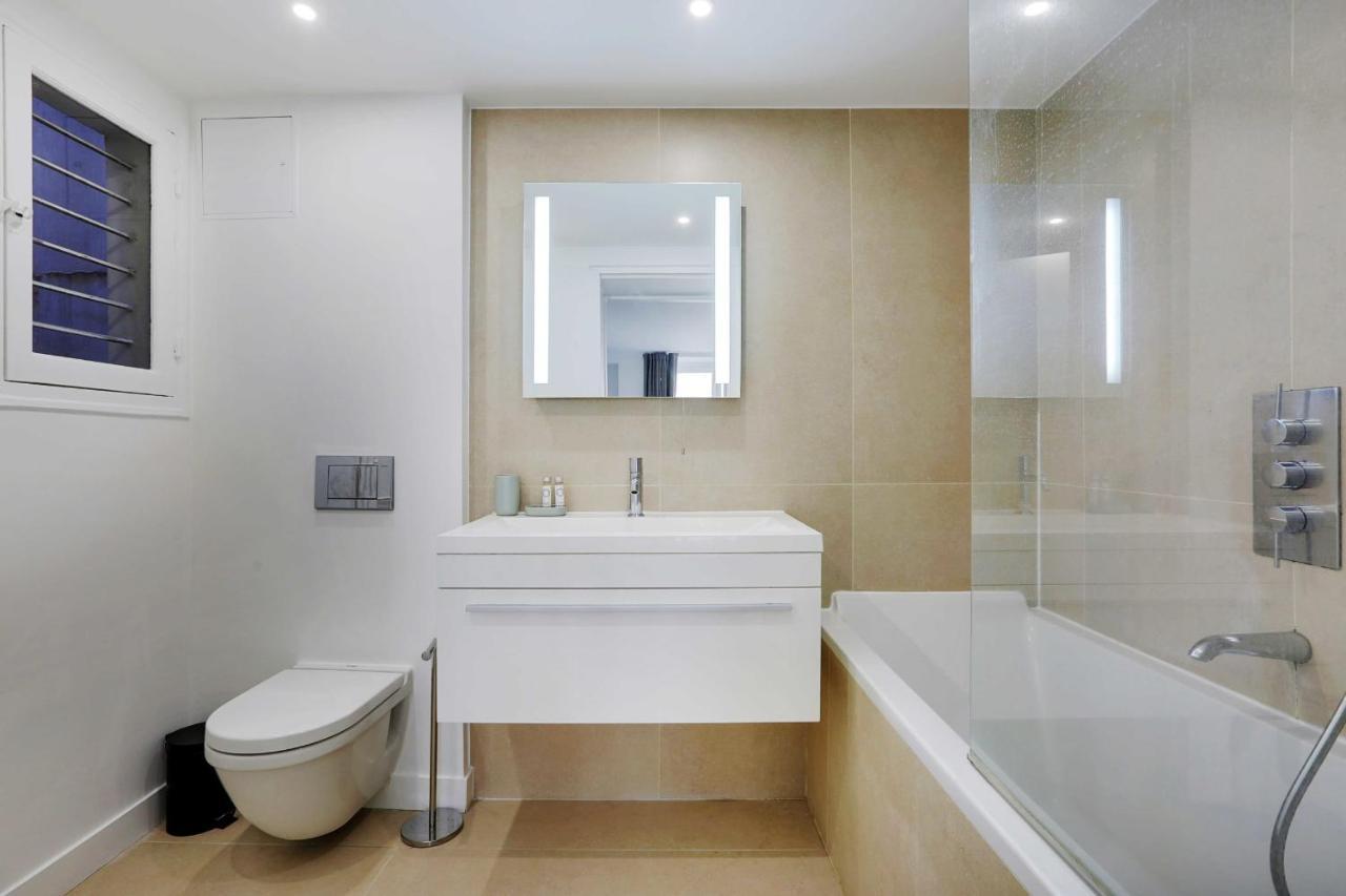 Elegant Apartment - 2Bd-6P - Avenue Montaigne Paris Dış mekan fotoğraf