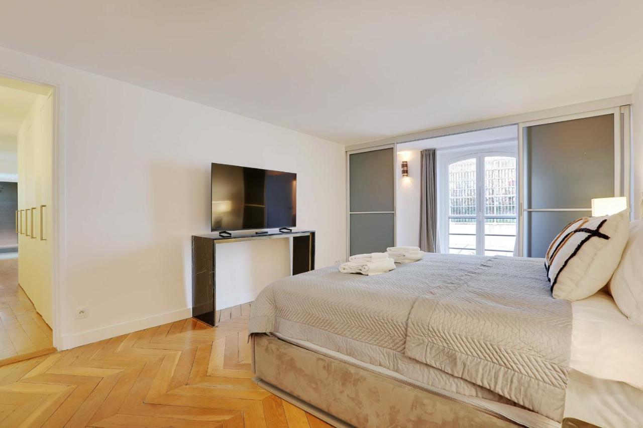 Elegant Apartment - 2Bd-6P - Avenue Montaigne Paris Dış mekan fotoğraf