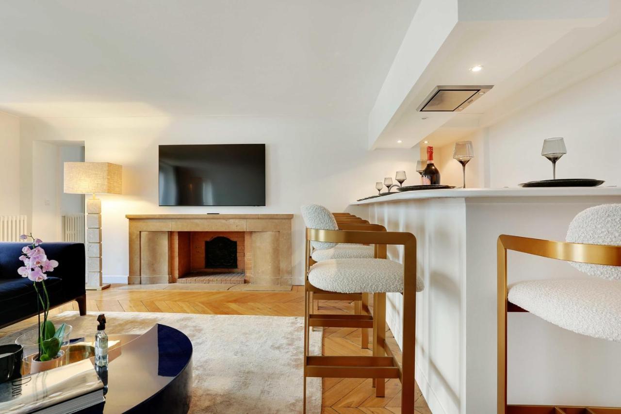 Elegant Apartment - 2Bd-6P - Avenue Montaigne Paris Dış mekan fotoğraf